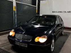 Utilizat 2003 Mercedes C270 Berlinǎ | 1.100 EUR