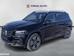 Negru Nouă 2024 Mercedes GLB200 SUV | 48.119 EUR
