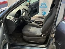 Utilizat 2005 Ford Mondeo ST Berlinǎ | 1.100 EUR
