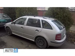 Gri Utilizat 2003 Skoda Fabia Break | 1.800 EUR