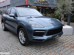 Culoarealbastru Utilizat 2019 Porsche Cayenne SUV | 38.899 EUR