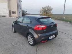Utilizat 2013 Kia Rio Hatchback | 5.280 EUR
