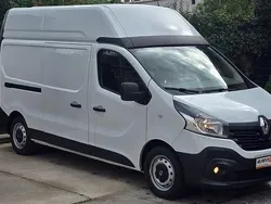 Culoarealb Utilizat 2018 Renault Trafic Expression Van | 16.400 EUR (Puțin scump)