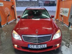 Rosu Utilizat 2009 Mercedes 200 Hatchback | 4.500 EUR (Preț OK)