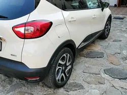 Culoarealb Utilizat 2017 Renault Captur Intens SUV | 7.800 EUR (Preț bun)