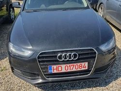 Negru Utilizat 2015 Audi A4 Berlinǎ | 7.550 EUR (Preț OK)