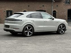 Utilizat 2023 Porsche Cayenne SUV | 123.034 EUR (Preț OK)