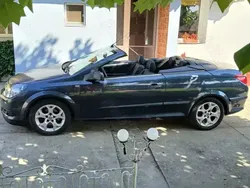 Utilizat 2007 Opel Astra Cabrio | 2.800 EUR