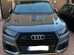 Gri Utilizat 2017 Audi Q7 SUV | 32.850 EUR (Super Preț)