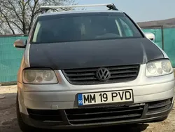 Utilizat 2005 VW Touran Monovolum | 1.000 EUR (Super Preț)