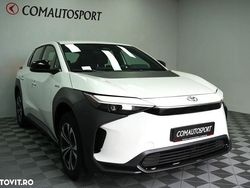 Culoarealb Utilizat 2022 Toyota bZ4X SUV | 28.900 EUR (Preț bun)