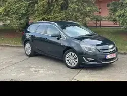 Verde Utilizat 2014 Opel Astra Break | 4.500 EUR (Preț bun)
