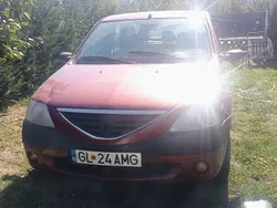 Culoarerosu Utilizat 2005 Dacia Logan Lauréate Berlinǎ | 1.100 EUR (Preț bun)