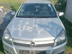 Utilizat 2005 Opel Astra Hatchback | 600 EUR (Super Preț)