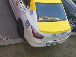 Utilizat 2014 Citroën C-Elysee I Berlinǎ | 2.200 EUR