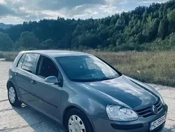 Utilizat 2005 VW Golf V | 2.500 EUR