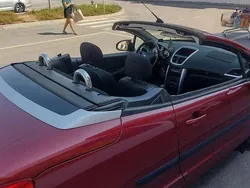 Culoarerosu Utilizat 2007 Peugeot 207 CC Cabrio | 3.700 EUR