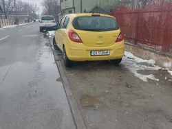 Utilizat 2009 Opel Corsa Berlinǎ | 2.500 EUR