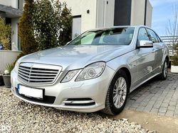 Culoaregri Utilizat 2011 Mercedes E200 Berlinǎ | 8.700 EUR (Preț OK)