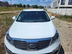 Alb Utilizat 2011 Kia Sportage 2 SUV | 8.000 EUR (Preț OK)