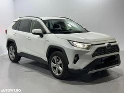 Culoarealb Utilizat 2022 Toyota RAV4 Hybrid SUV | 23.990 EUR