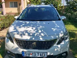 Alb Utilizat 2019 Peugeot 2008 Active SUV | 10.000 EUR (Preț bun)
