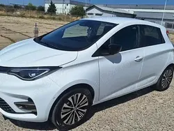 Alb Utilizat 2022 Renault Zoe Iconic Hatchback | 19.900 EUR (Preț OK)
