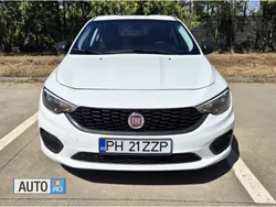 Alb Utilizat 2019 Fiat Tipo Berlinǎ | 6.990 EUR (Preț OK)