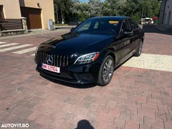 Culoarenegru Utilizat 2019 Mercedes C300 Avantgarde Berlinǎ | 28.000 EUR (Super Preț)