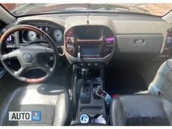 Negru Utilizat 2006 Mitsubishi Pajero SUV | 7.800 EUR (Super Preț)