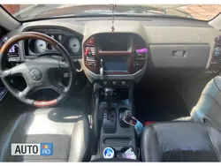 Negru Utilizat 2006 Mitsubishi Pajero SUV | 7.800 EUR