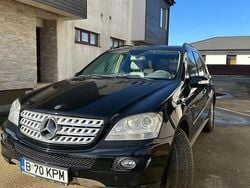 Culoarenegru Utilizat 2007 Mercedes ML320 SUV | 8.490 EUR (Preț OK)