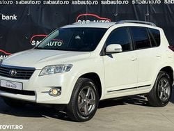 Culoarealb Utilizat 2012 Toyota RAV4 SUV | 8.999 EUR (Scump)