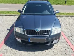 Utilizat 2007 Skoda Octavia Elegance Break | 3.699 EUR (Preț OK)