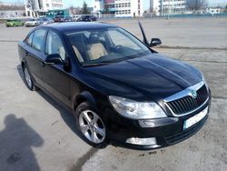 Negru Utilizat 2012 Skoda Octavia Business Line Berlinǎ | 9.000 EUR