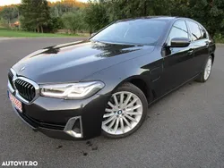 Gri Utilizat 2020 BMW 530e Luxury Line Berlinǎ | 30.800 EUR (Preț bun)