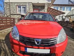 Roșu Utilizat 2008 Dacia Sandero Hatchback | 2.200 EUR (Preț OK)