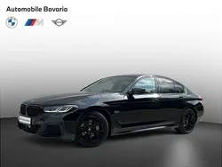 Negru sapphire metalizat Utilizat 2022 BMW 530e Shadowline Berlinǎ | 41.963 EUR (Puțin scump)