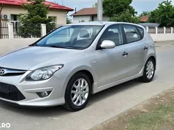 Gri Utilizat 2011 Hyundai i30 Classic Hatchback | 3.499 EUR (Preț bun)