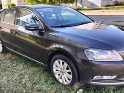 Gri Utilizat 2013 VW Passat Hatchback | 6.900 EUR (Preț OK)