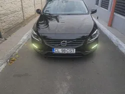 Culoarenegru Utilizat 2014 Volvo V60 Break | 9.900 EUR