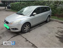 Gri Utilizat 2010 Ford Focus Break | 2.400 EUR (Preț OK)