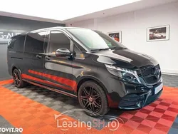 Negru Utilizat 2023 Mercedes V300 Monovolum | 79.000 EUR (Preț bun)