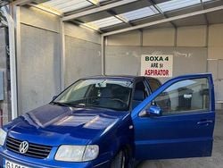 Culoarealbastru Utilizat 2001 VW Polo | 1.000 EUR