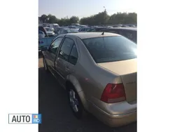 Auriu Utilizat 2002 VW Bora Berlinǎ | 3.100 EUR (Super Preț)