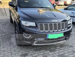 Culoarenegru Utilizat 2015 Jeep Grand Cherokee Overland SUV | 15.000 EUR (Preț bun)