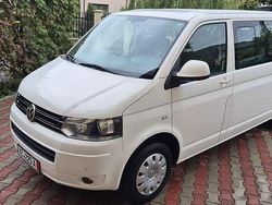 Culoarealb Utilizat 2011 VW Caravelle Monovolum | 16.900 EUR (Scump)