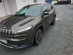 Culoareverde Utilizat 2014 Jeep Cherokee Limited SUV | 13.000 EUR
