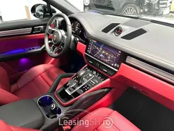 Negru Utilizat 2023 Porsche Cayenne SUV | 129.350 EUR