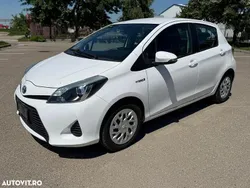 Culoarealb Utilizat 2014 Toyota Yaris Hybrid Sol | 6.990 EUR
